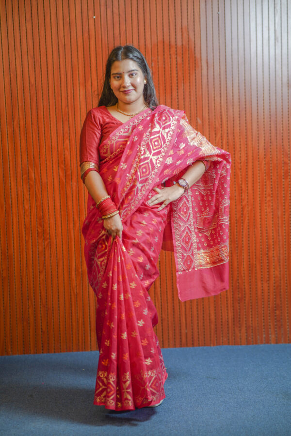 100 Count Jamdani Saree - Image 3