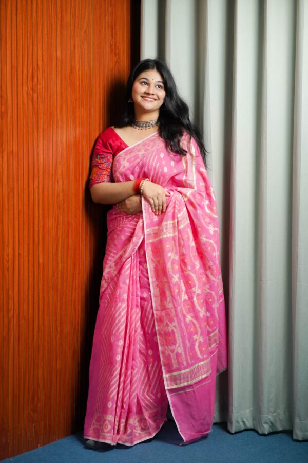 90 Count Jamdani Saree - Image 3
